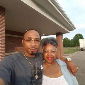 Meet your Posher, Louis